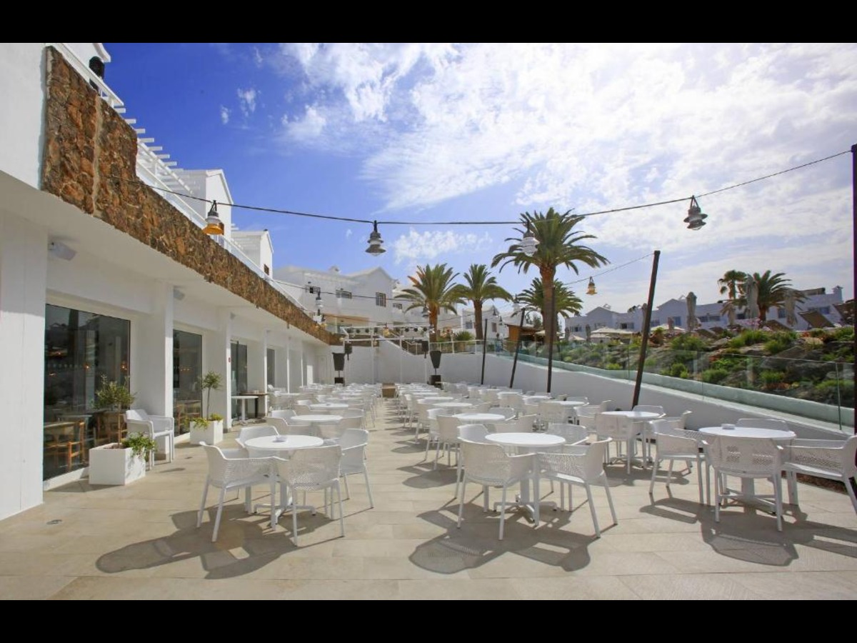 Labranda Corralejo Village